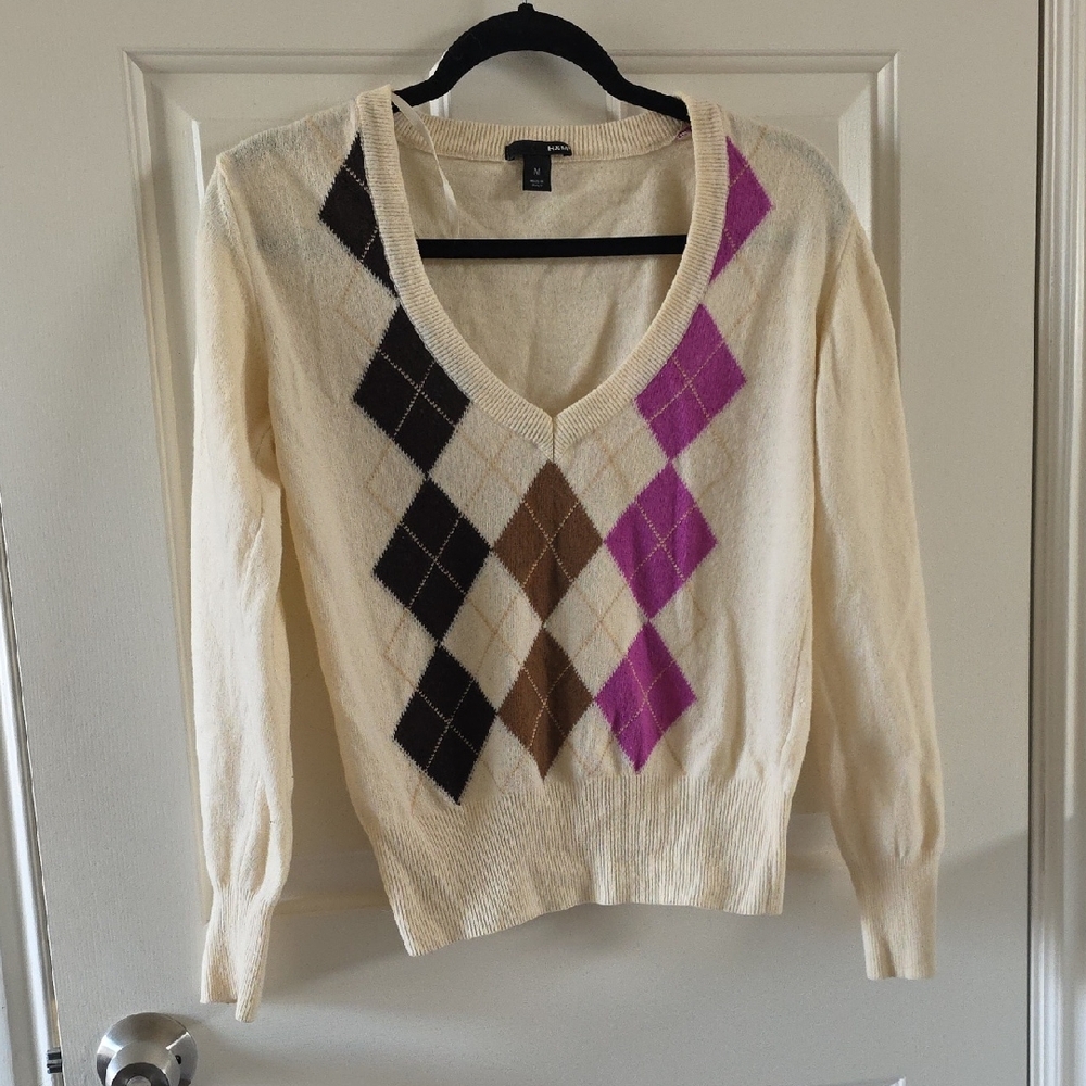 H&M Cream V-Neck Sweater with Argyle Design